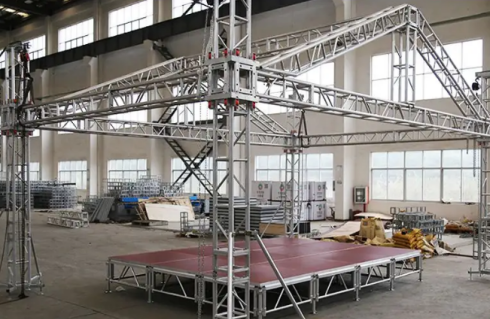 如何利用鋁合金手拉葫蘆搭建鋁合金舞臺燈架